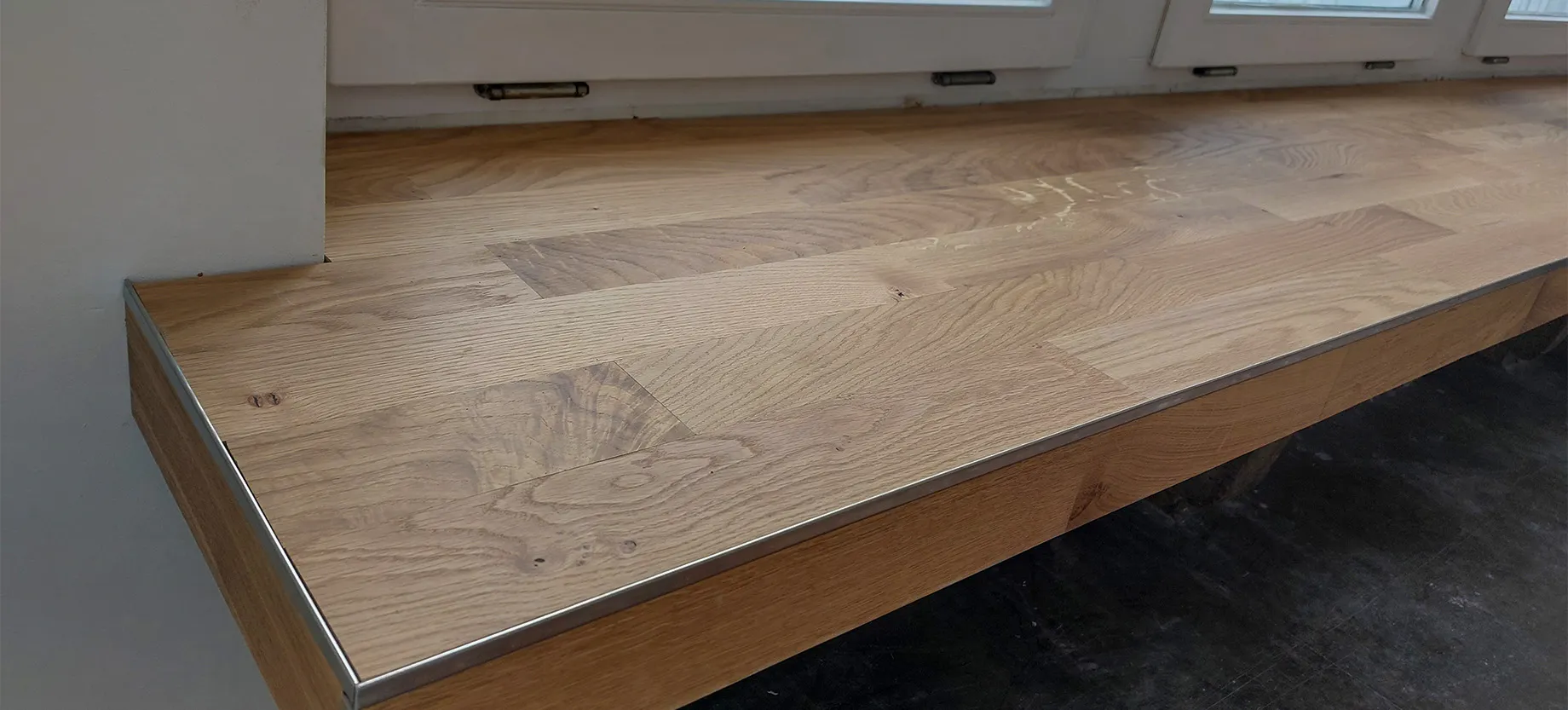 Natürliche Schönheit des Holzes: Verleihen Sie Ihren Räumen ein zeitloses Ambiente